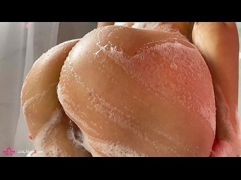 ❤️ Brunetta masturba la figa con il vibratore fino ad un intenso orgasmo sotto la doccia ❤️❌ Pornoal it.eviewporn.ru ☑